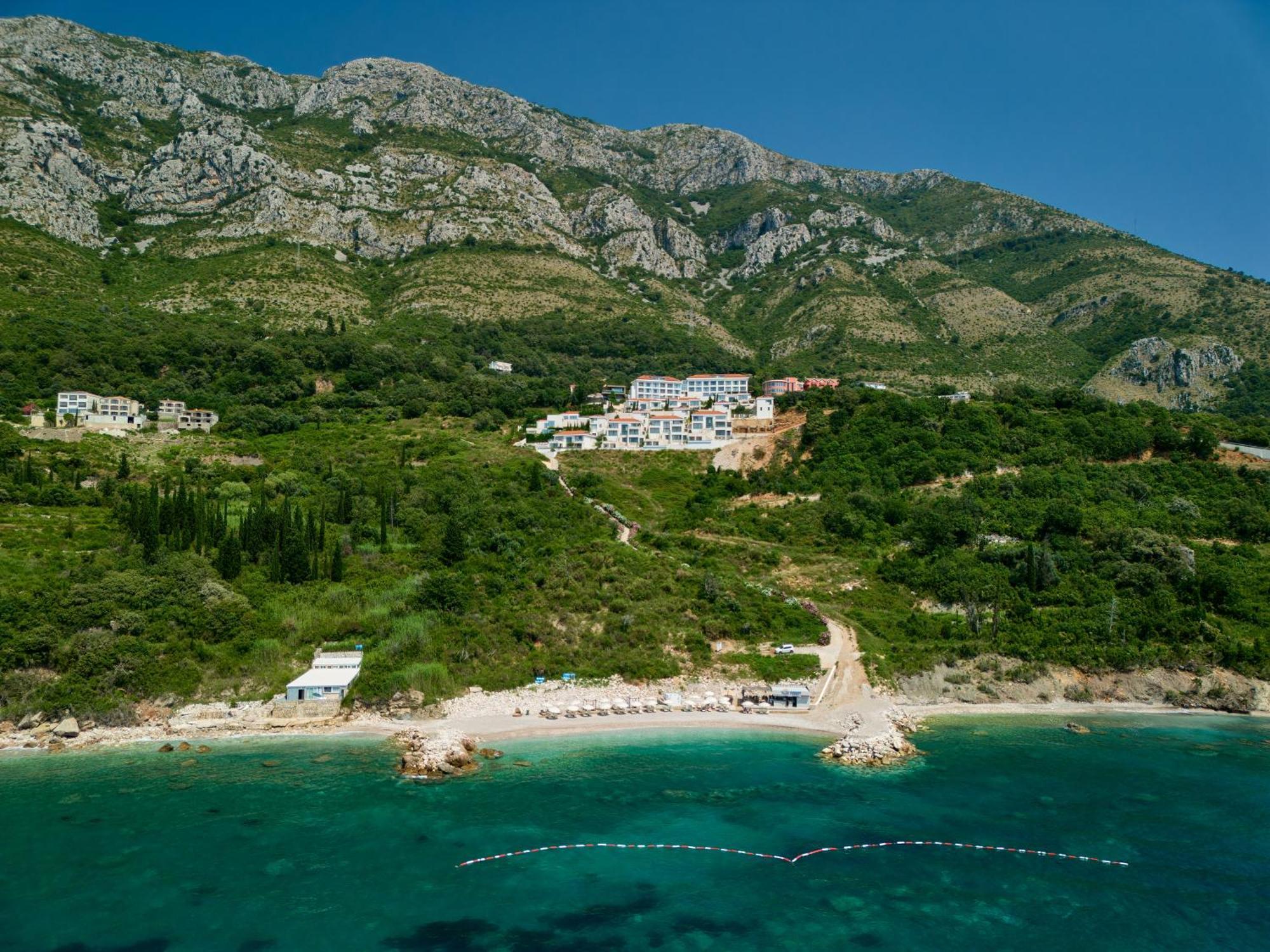 Ananti Resort, Residences & Beach Club - The Leading Hotels Of The World Sveti Stefan Eksteriør bilde
