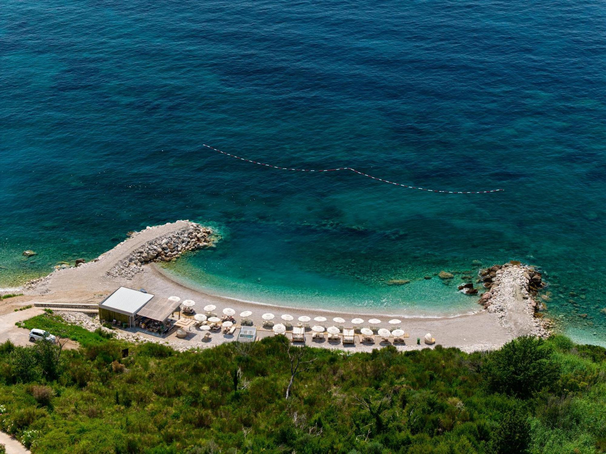 Ananti Resort, Residences & Beach Club - The Leading Hotels Of The World Sveti Stefan Eksteriør bilde